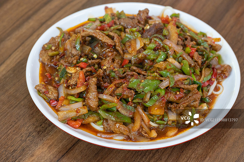 新疆 美食 过油肉拌面 拉条子 特写 菜单图片素材