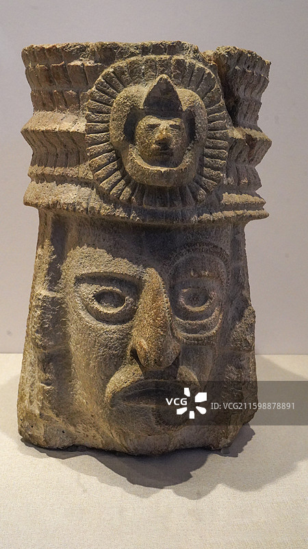 尤卡坦地区人类学博物馆(坎顿宫)古典时期(200-900年)人物头像图片素材