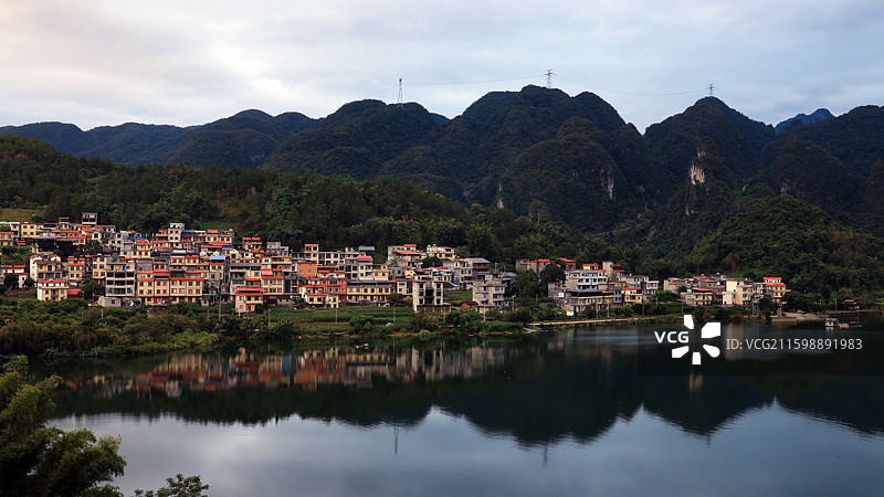 广西东兰县坡豪湖风光图片素材