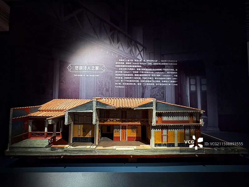 意大利那不勒斯国家考古博物馆藏公元1世纪庞贝古城悲剧诗人之家模型图片素材