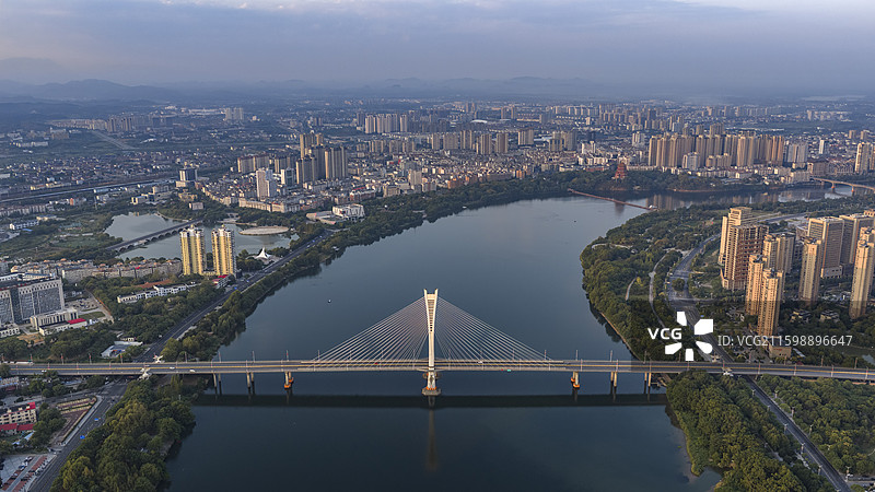 江西鹰潭市航拍图片素材