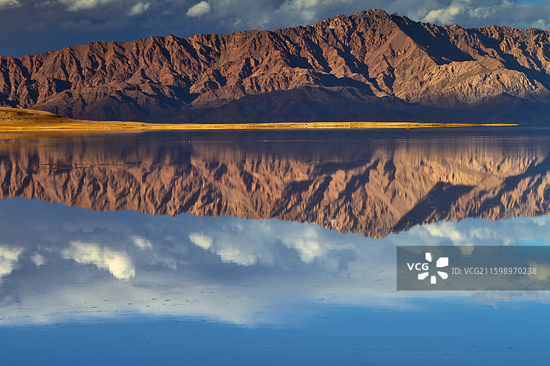 西藏阿里日土斑公湖（中印边境）图片素材