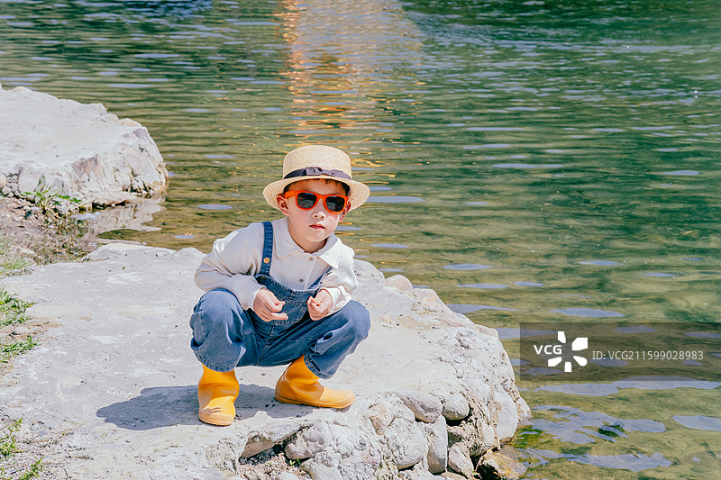 温州的泽雅露营地，人们的休闲生活方式图片素材