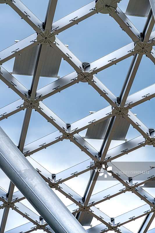 G60科创云廊云顶网壳 长1500米巨形金属屋顶 钢铝混合波浪形曲面网壳 上海松江科技城产业园图片素材