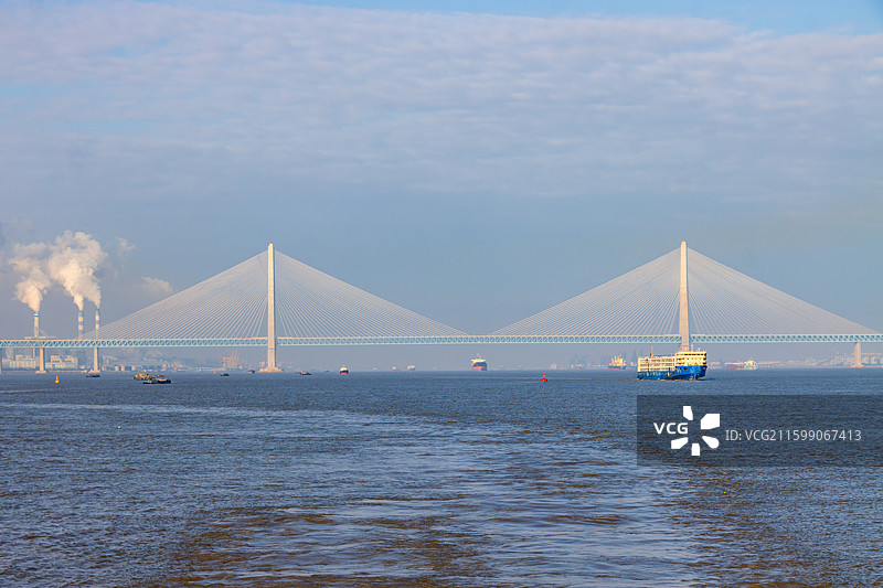 沪苏通公铁长江大桥风光图片素材