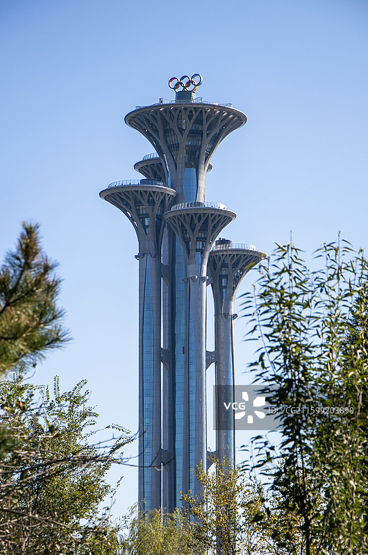 秋天的北京奥林匹克塔图片素材