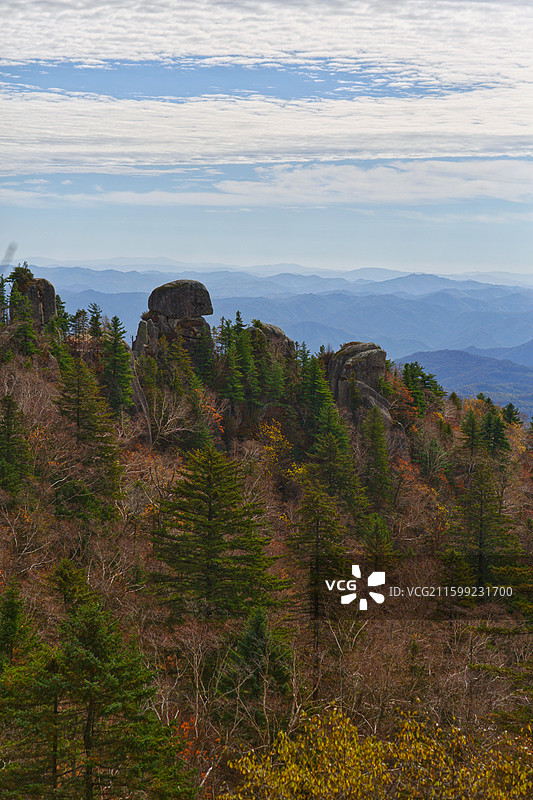 白山仙人谷山顶巨石景观图片素材
