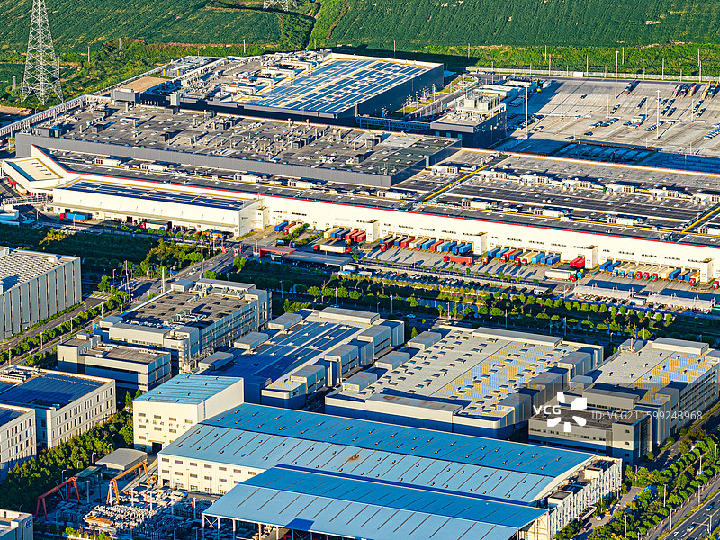 特斯拉上海超级工厂 马斯克Tesla中国新能源汽车产业 上海临港产业区 自贸区新质生产力图片素材