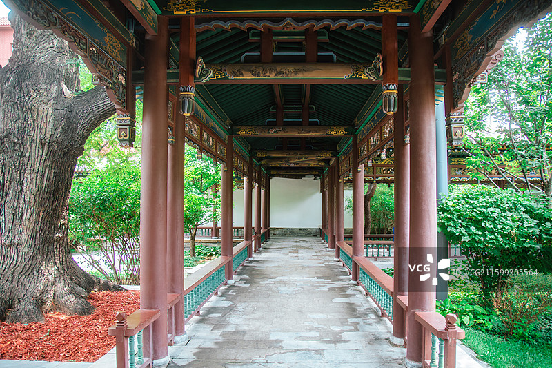 山西太原晋商博物院东花园老建筑园林景观图片素材