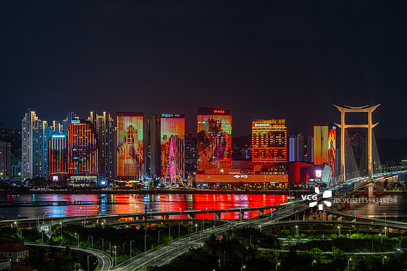 夜幕下的晋江大桥与泉州泰禾广场夜景图片素材