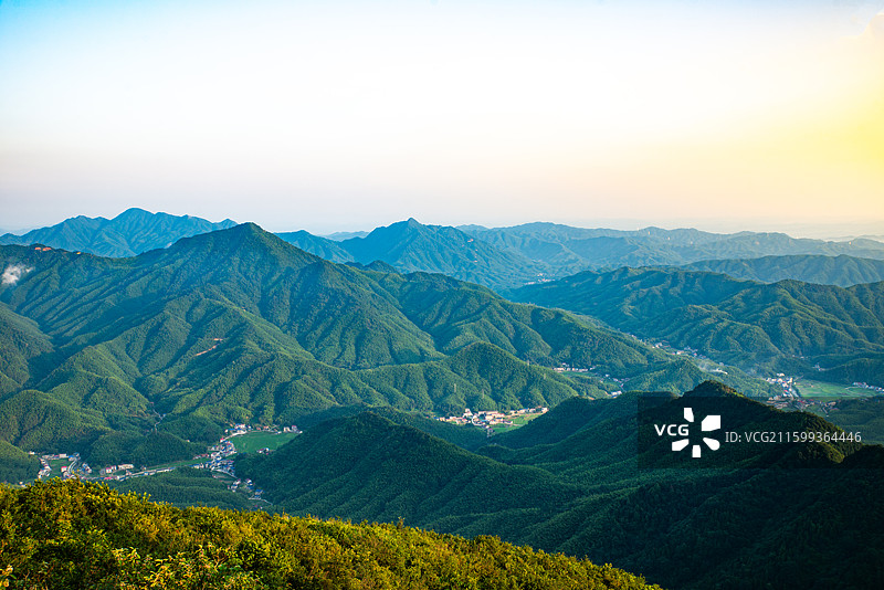 航拍湖南益阳桃江县松木塘风力发电场图片素材