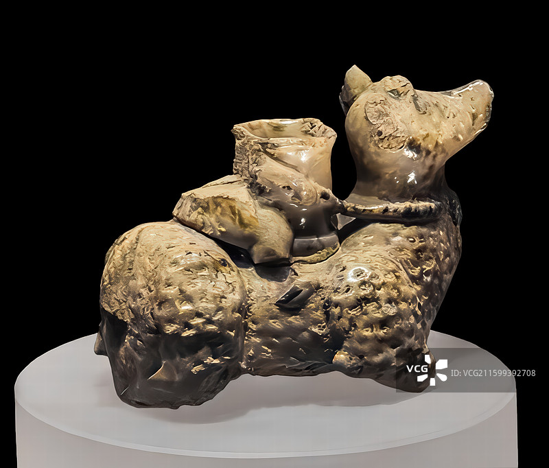 湖南省博物院唐代文物长沙窑麒麟送子烛台图片素材