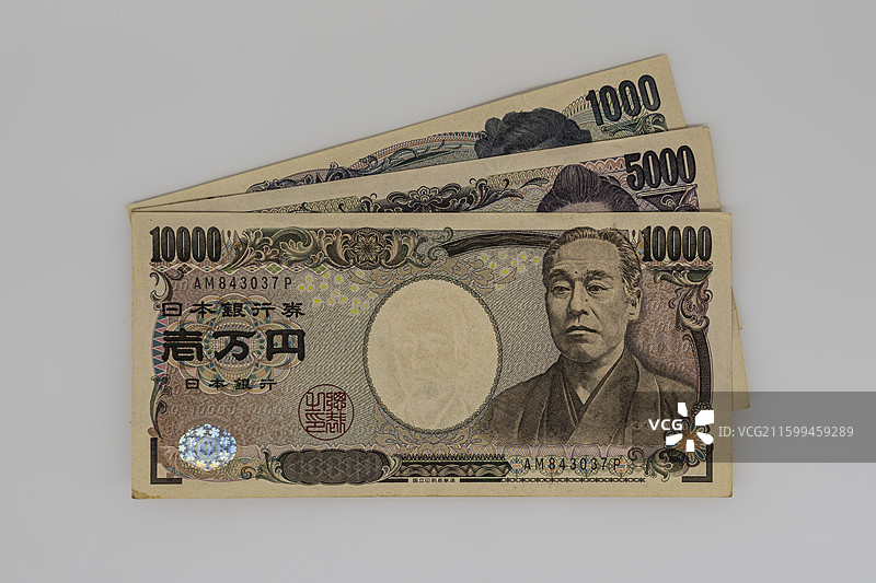 三张大额日元纸币-一万日元五千日元一千日元图片素材
