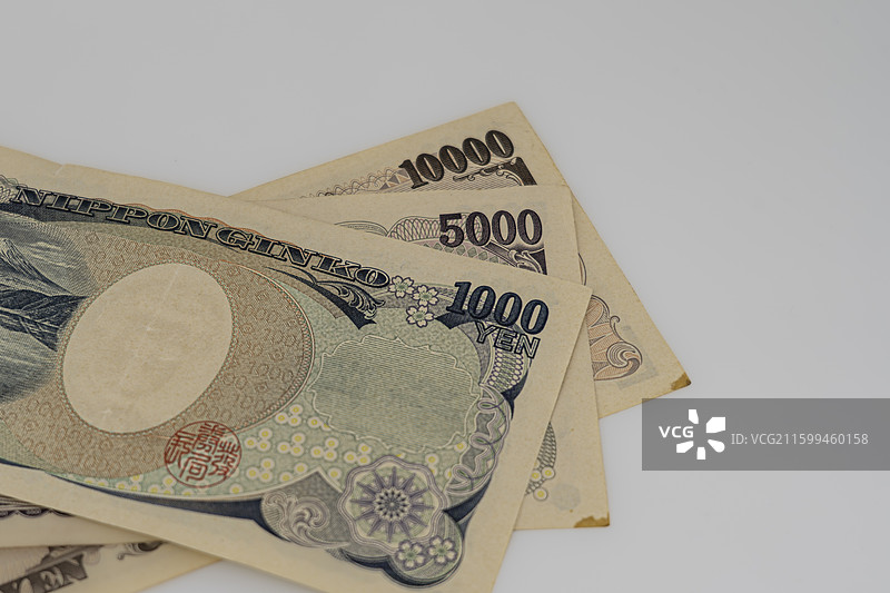 三张大额日元纸币-一万日元五千日元一千日元图片素材