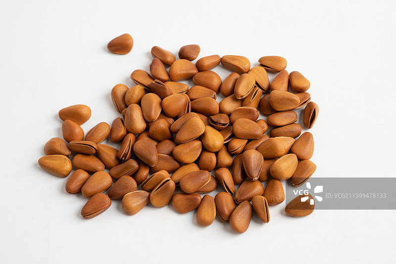 东北特产松子图片素材