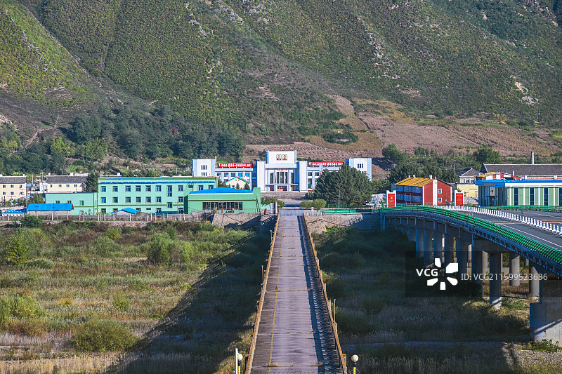 吉林延边图们朝鲜境内建筑景色图片素材