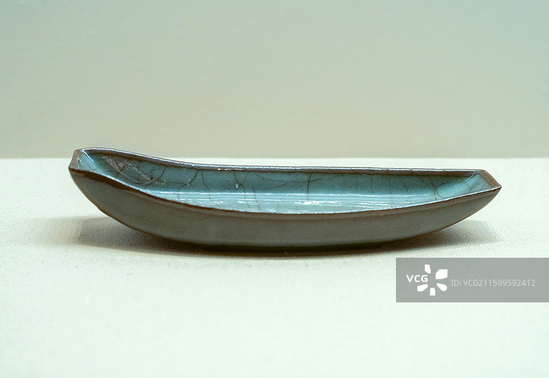 仿官窑茶船 明代 中国国家博物馆“中国古代饮食文化展”图片素材