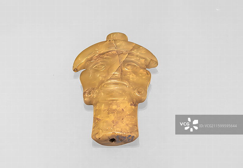 湖南省博物院展出石门县博物馆藏玉人首图片素材