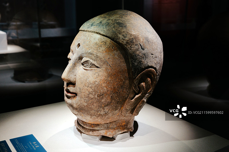 邺城考古博物馆藏北齐石雕佛头像图片素材