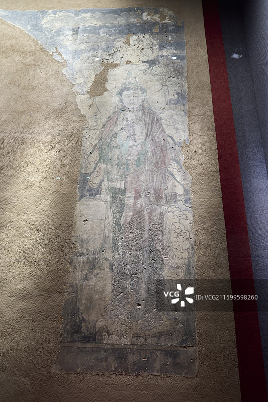 明代天梯山石窟菩萨立像壁画图片素材