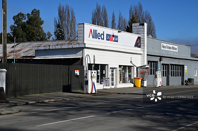 Greymouth新西兰南岛格雷茅斯小镇的晨雾图片素材