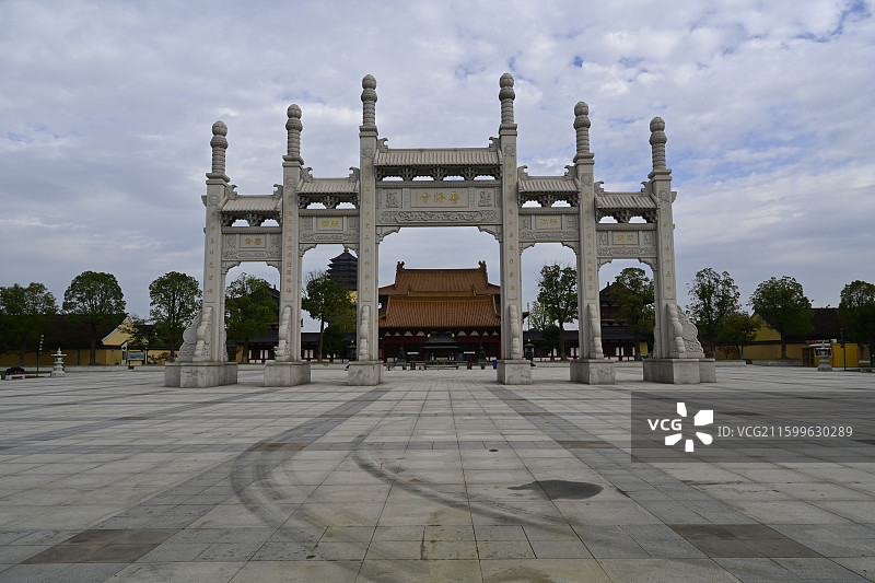 泰州市泰兴·凤栖湖风景区·古寿胜寺图片素材