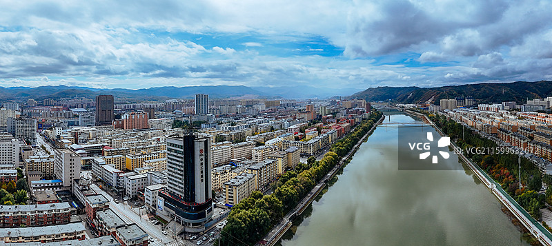 白山市 浑江区 北山公园 北安大街 浑江图片素材