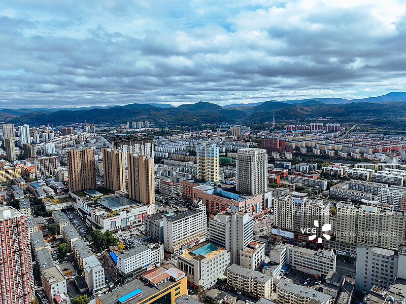 白山市 浑江区 北山公园 北安大街 浑江图片素材