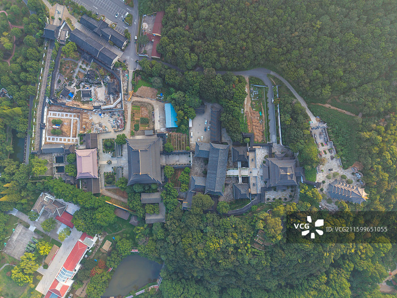 浙江省湖州市，法华寺，航拍佛教寺庙黄昏美景！图片素材