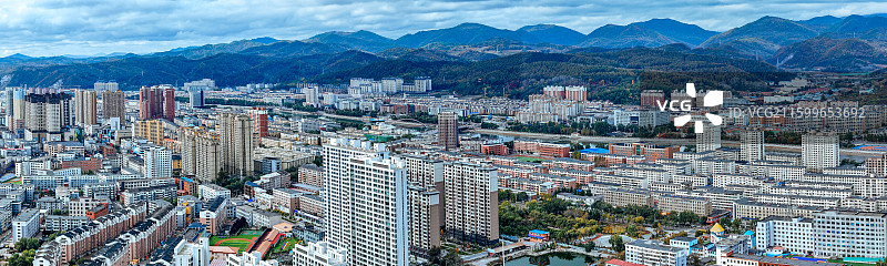白山市 浑江区 北山公园 北安大街 浑江图片素材