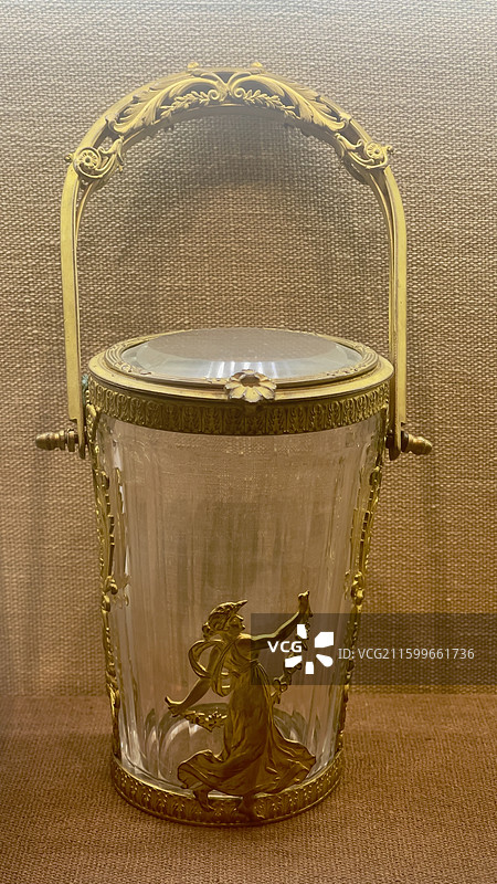 嵌铜鎏金水晶玻璃糖缸 法国 19世纪图片素材