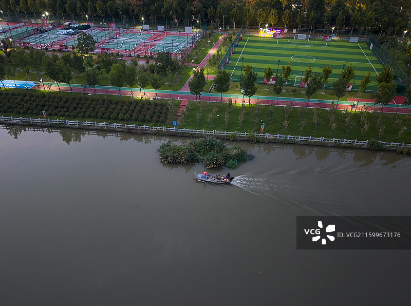 盐河保洁忙图片素材