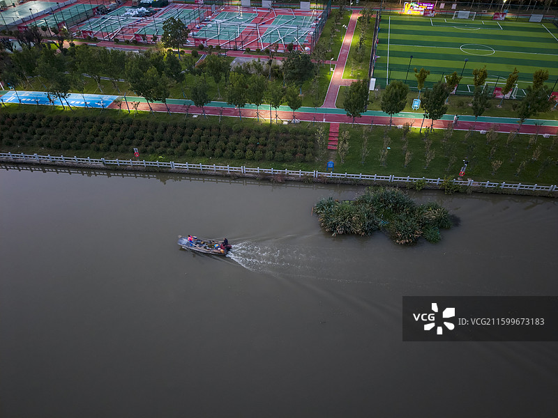 盐河保洁忙图片素材