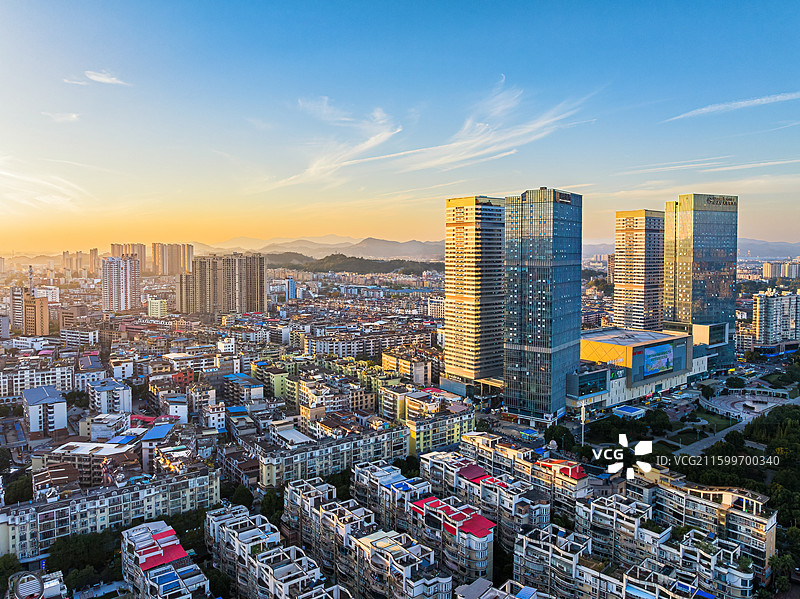 航拍江西萍乡秋收起义广场城市全景图片素材