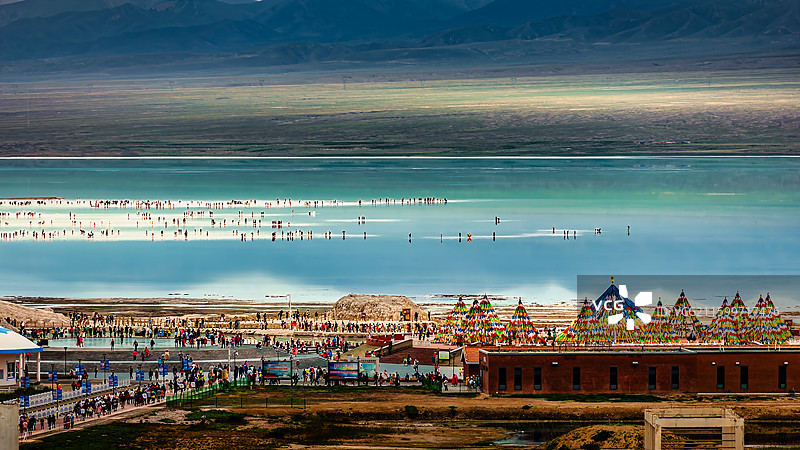 茶卡镇湖的夏天图片素材