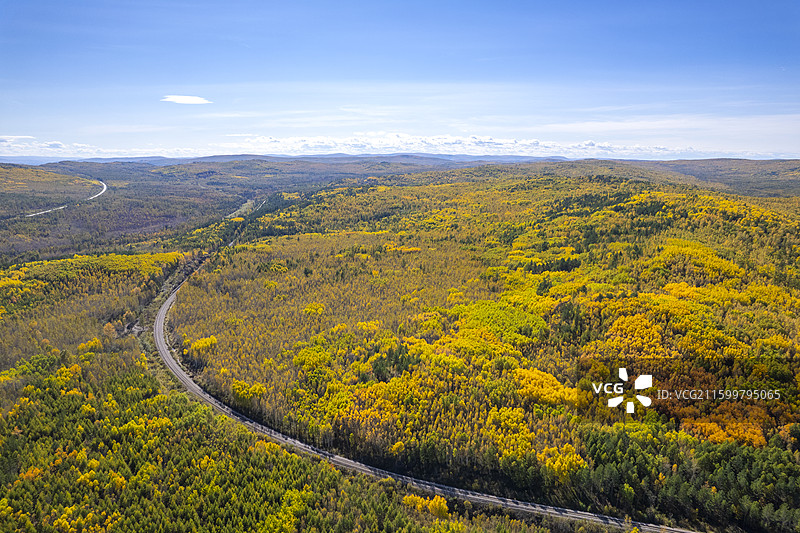 航拍东北大兴安岭森林秋天风景图片素材