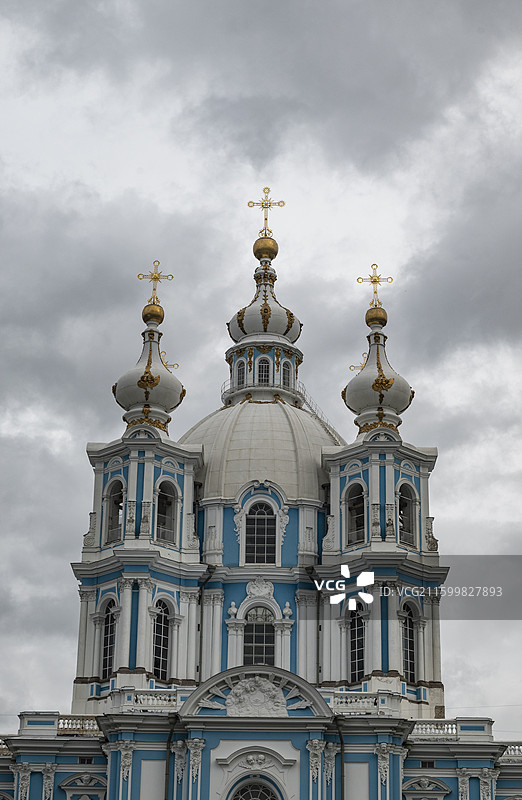 俄罗斯圣彼得堡斯莫尔尼教堂图片素材