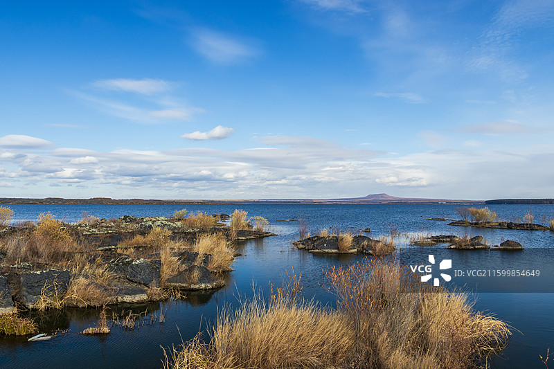 五大连池风景区白龙湖风光图片素材