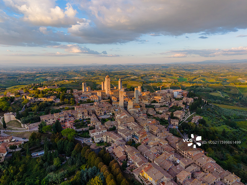 意大利圣吉米尼亚诺SanGimignano航拍图片素材