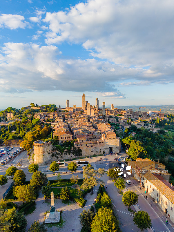 意大利圣吉米尼亚诺SanGimignano航拍图片素材