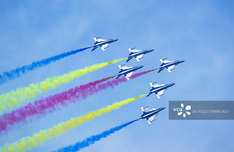 追梦空天、制胜未来。图片素材