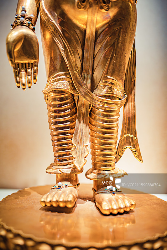 南京博物院藏慈航之宝清金观音菩萨立像图片素材