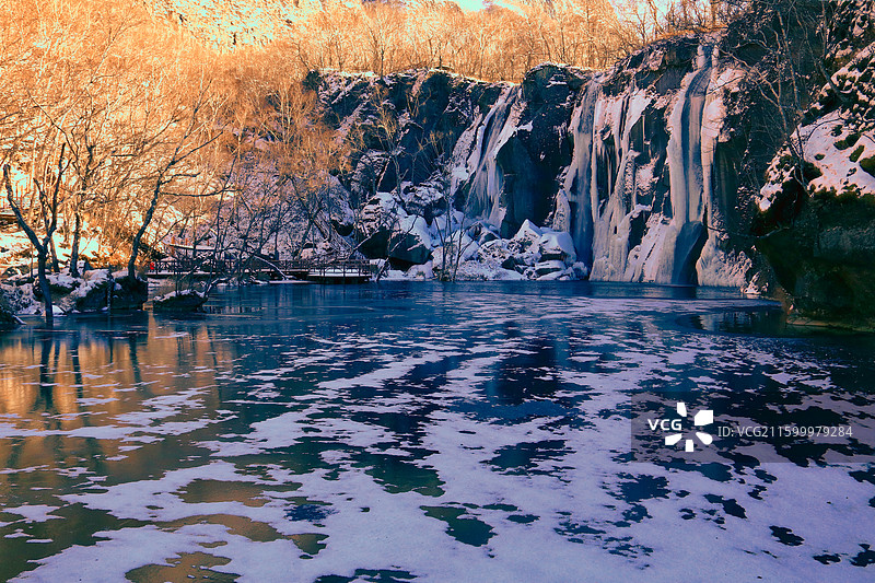 长白山绿渊潭图片素材