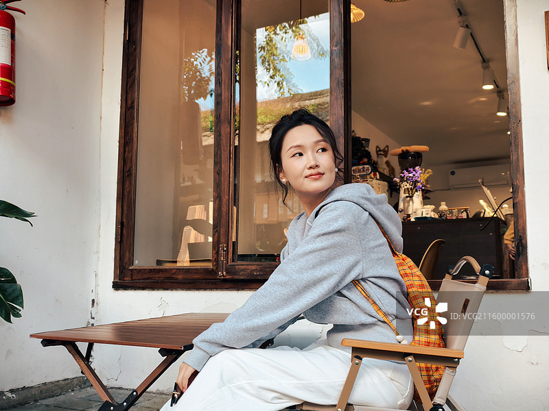 南充市阆中古城旅游景区人景合拍照73图片素材