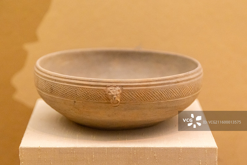 西晋-青釉网格纹瓷碗 龙游县博物馆图片素材