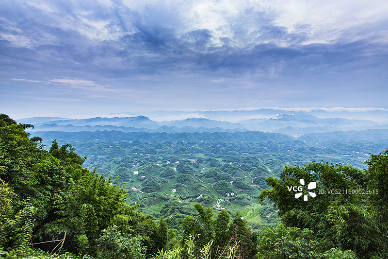 中国四川省宜宾市长宁县蜀南竹海风景区风光图片素材