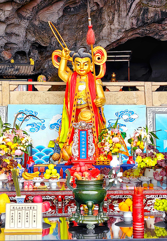 乾元山哪吒像图片素材