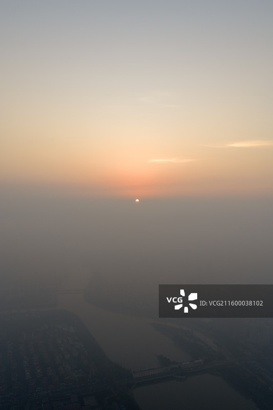 河南省 周口市 川汇区 沙颍河 贾鲁河 交叉口 秋天 清晨 薄雾 日出图片素材