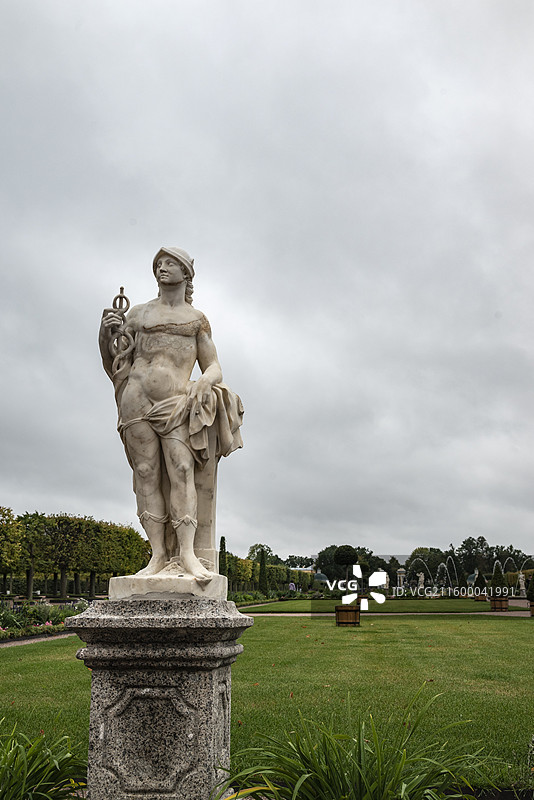 俄罗斯彼得大帝夏宫风光图片素材