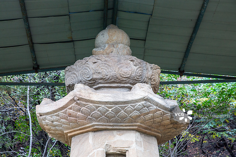 太原龙山石窟唐代石塔图片素材